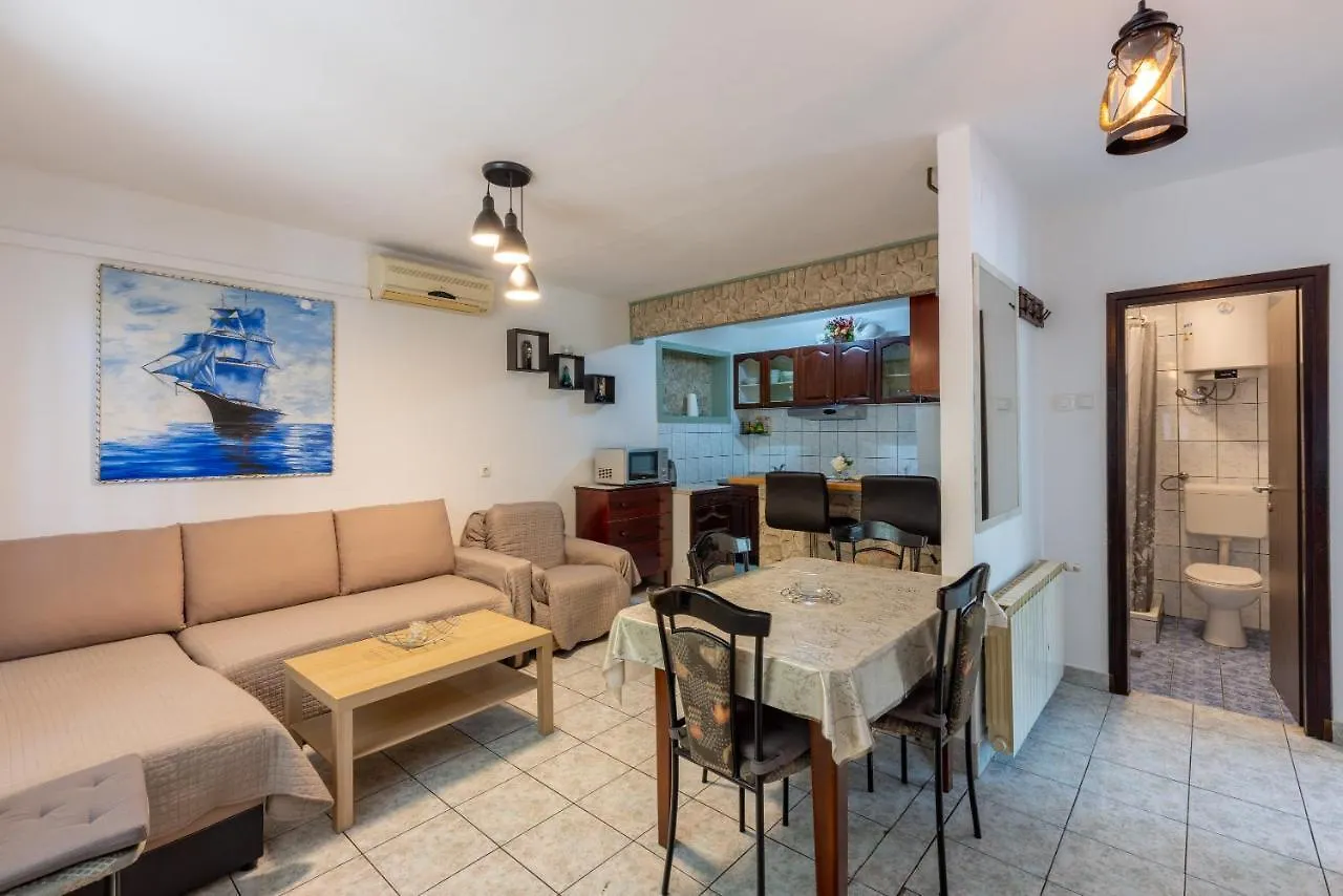 Apartments Opacak Selce