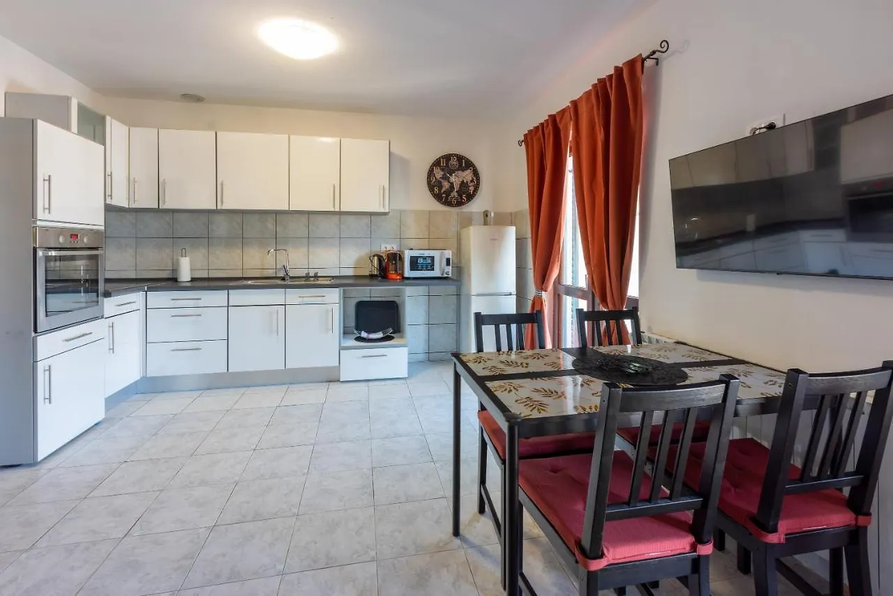 Apartments Opacak Selce Croaţia
