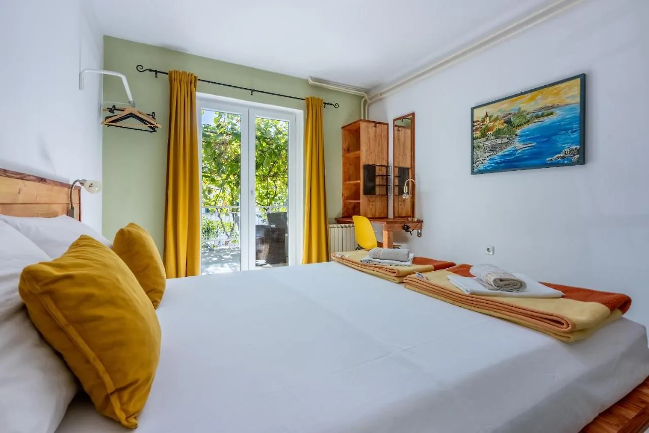 Apartments Opacak Selce