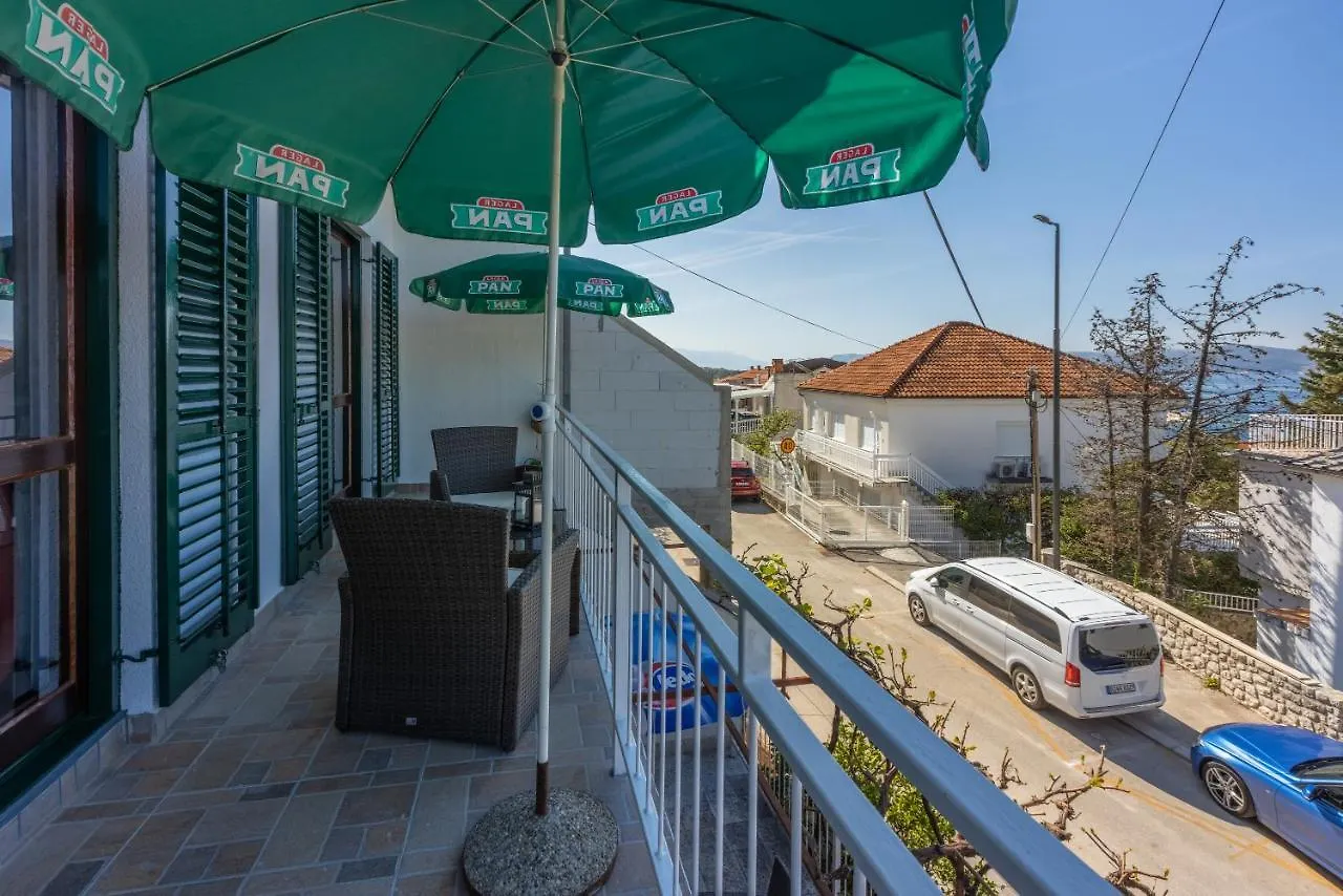 Apartments Opacak Selce